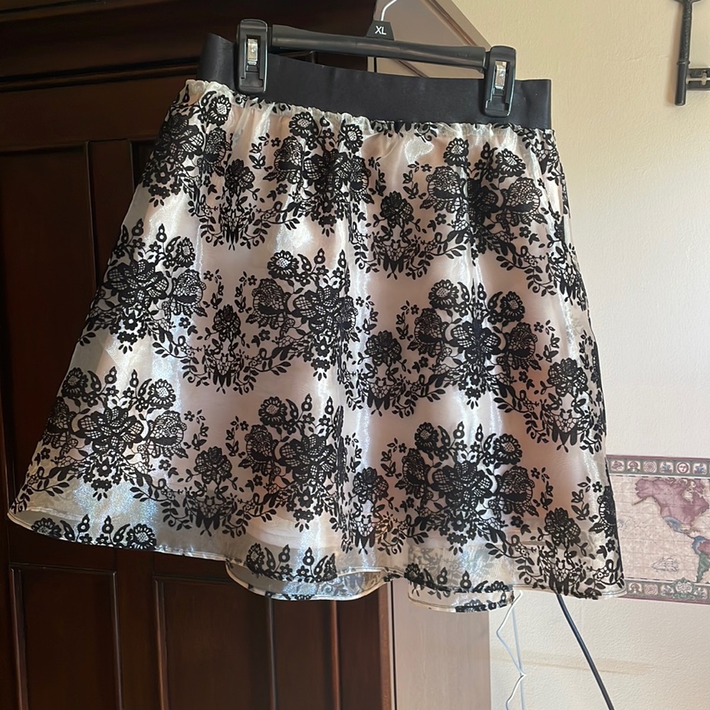 Express Mini Bubble Skirt